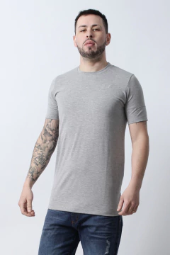 REMERA BASICA GAMUZADA (45207) - No End MAYORISTA