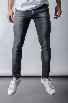 JEAN SKINNY HUESCA (39373)