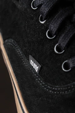 ZAPATILLA VULCANIZADA GAMUZA NEGRA (4070550) - No End MAYORISTA