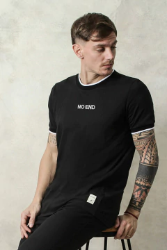 REMERA NOEND BORDADO CUELLO TEJIDO (43755) - No End MAYORISTA