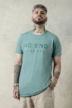 REMERA BASICA LONDON (41292) en internet