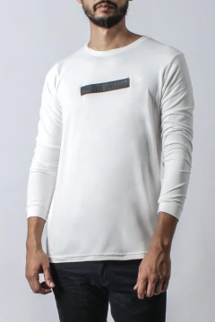 REMERA MANGA LARGA GAMUZADA BORDADA (40222)