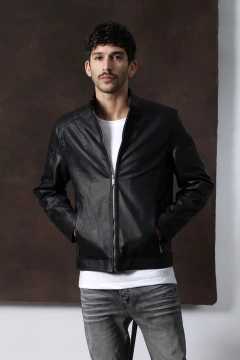 CAMPERA IMPORTADA P.U MATELASE ADENTRO (44490)