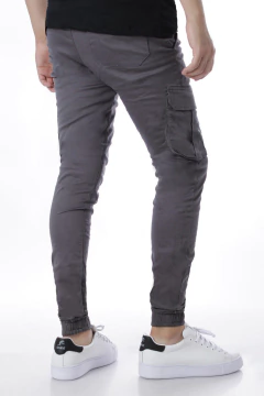 JOGGER GABARDINA CARGO (37307) en internet