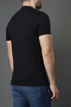 REMERA ESCOTE V CON LYCRA (38224) - tienda online
