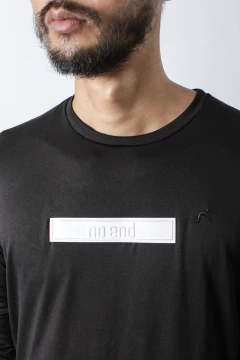 Imagen de REMERA MANGA LARGA GAMUZADA BORDADA (40222)