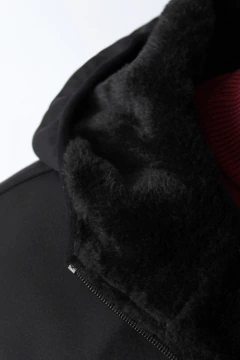 CAMPERA IMPORTADA CAPUCHA C/PIEL (42474) - comprar online