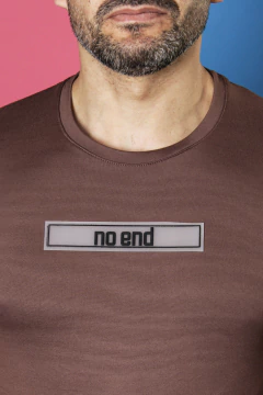 Imagen de REMERA GAMUZADA PLASTISOL COLORES (39209)