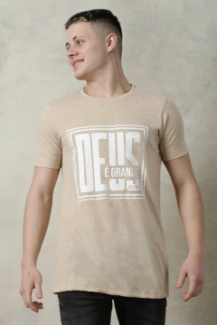 Imagen de REMERA DEUS E GRANDE RELAX (43205)