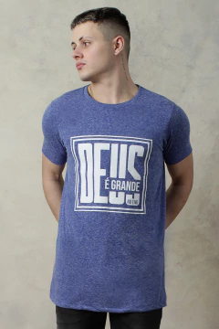 REMERA DEUS E GRANDE RELAX (43205) en internet