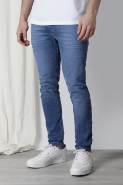 JEAN SUDAN CON ARRUGAS (41301)