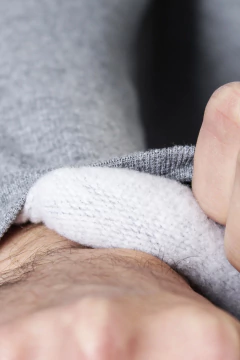 Imagen de BUZO FRISA CANGURO NO END (38082)