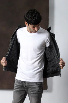 CAMPERA IMPORTADA P.U MATELASE ADENTRO (44490) en internet