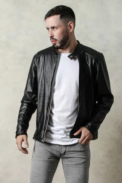 CAMPERA SIMIL CUERO C/SPANDEX (42463) - No End MAYORISTA
