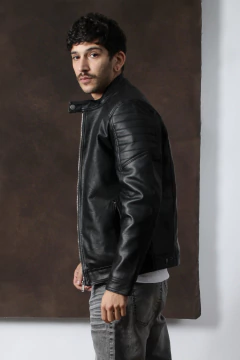 CAMPERA IMPORTADA P.U MATELASE ADENTRO (44490) - comprar online