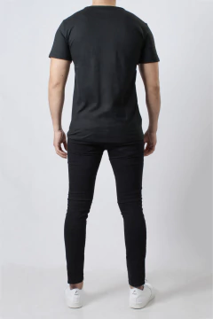 Imagen de REMERA CUELLO CAIDO (39751)