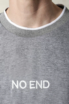 REMERA NOEND BORDADO CUELLO TEJIDO (43755) en internet