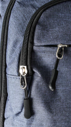 MOCHILA BOLSILLO Y TIRAS (42954) en internet