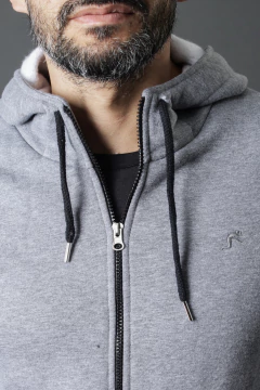 CAMPERA FRISA BORDADA (40407) en internet