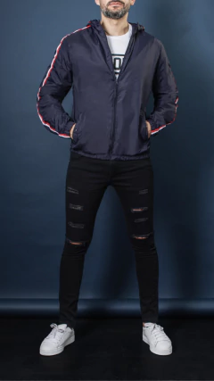 Imagen de ROMPEVIENTO TIRA EN MANGA (38453)