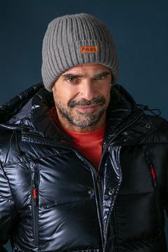 CAMPERA BOLSILLO CON CIERRE Y BOLSILLOS CON TAPITA (42456) - comprar online