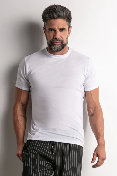 REMERA MUSCLE FIT (43231)