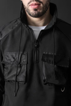 Imagen de BUZO 1/2 CIERRE BOLSILLOS CON TAPA (42060)