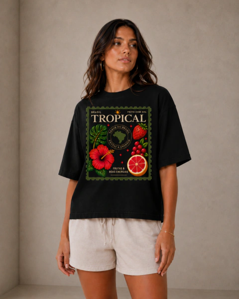 T-shirt Tropical - Oversized Suedine Signature Gola Média