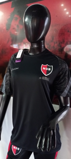 Remera City Negro y gris en internet
