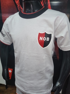Remera El + grande del interior BL