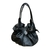 Bolsa Ombro Baú Bombom Andória em couro preto, destacando o design elegante e funcional para mulheres modernas.