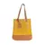 Bolsa de ombro em couro legítimo na cor mostarda com detalhes caramelo, modelo Flávia, com alças longas e design resistente