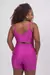 Top com alças frontais cruzadas e short com bolso lateral com cós modelador - Violeta