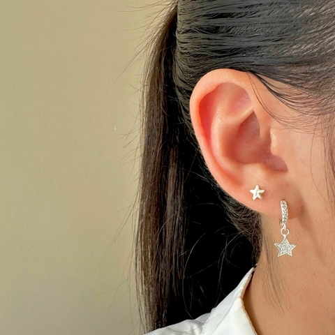 Brinco argola estrela cravejada em prata 925