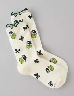 PREORDEN American Eagle AE Grinch Ruffle Crew Socks - comprar en línea