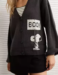 Imagen de *PREORDEN* American Eagle AE Snoopy Halloween Cardigan Black