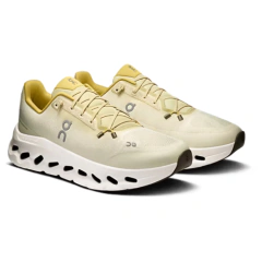 PREORDEN On Women's Cloudtilt Shoes Butter Yellow - tienda en línea