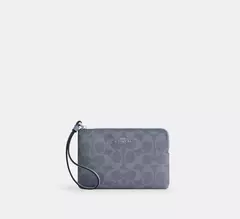 PREORDEN Coach Corner Zip Wristlet In Signature Canvas - Maw Maw Beauty