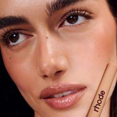 *PREORDEN* ¡NUEVO! Rhode Peptide Lip Shape (Individual) - tienda en línea