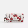 *PREORDEN* Coach Sunglass Case With Cherry Print - comprar en línea