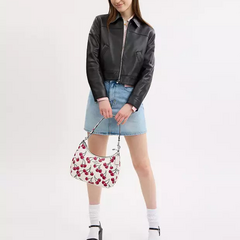 *PREORDEN* Coach Teri Hobo Bag With Cherry Print - tienda en línea