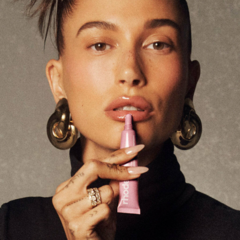 ¡NUEVO! Rhode Peptide Lip Tint *PREORDEN* en internet