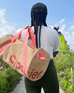 *PREORDEN* Glossier Duffle Bag - comprar en línea