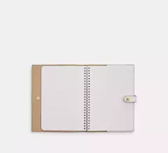 *PREORDEN* Coach Notebook With Strawberry Print en internet