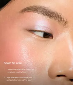 PREORDEN r.e.m. beauty x Wicked: For Good Cherry Blossom Blush Palette - comprar en línea