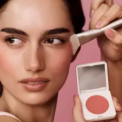 Imagen de *PREORDEN* Summer Fridays The Blush Brush