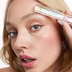 Imagen de *PREORDEN* Kosas Air Brow Clear Eyebrow Gel