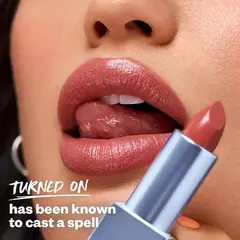 *PREORDEN* Kosas Weightless Lip Color Nourishing Satin Lipstick