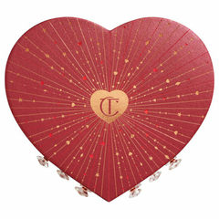 *PREORDEN* Charlotte Tilbury Lucky Chest of Beauty Secrets Set - comprar en línea