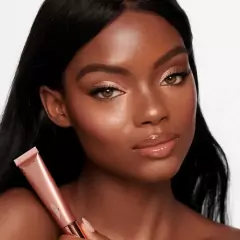 *PREORDEN* Charlotte Tilbury Beauty Highlighter Wand - comprar en línea
